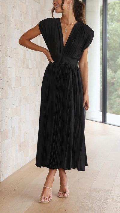 Maria - Elegantes Faltenkleid
